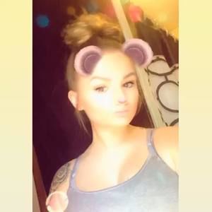 Meet your Posher, Alexia